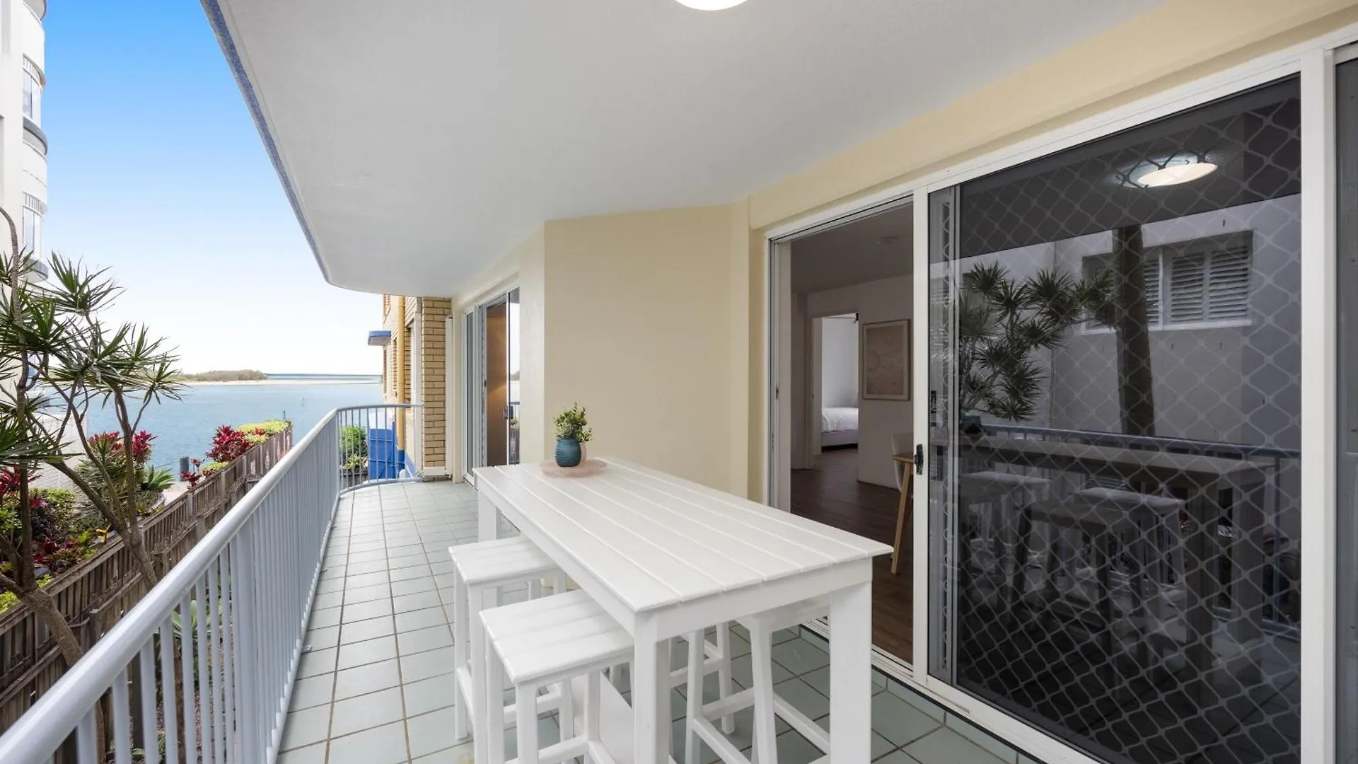 Tripcony Quays Aparthotel Caloundra