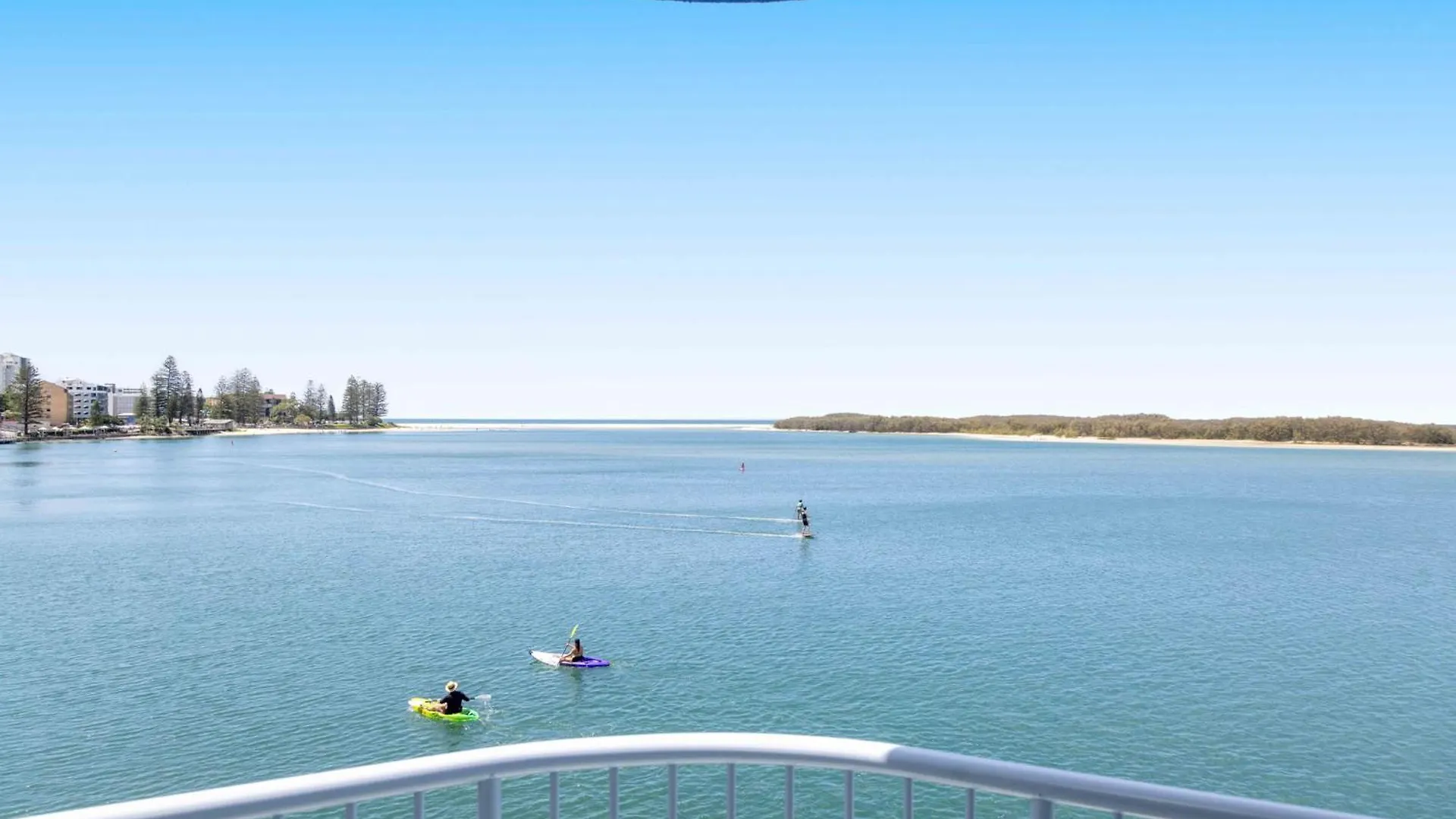 ***  Tripcony Quays Aparthotel Caloundra Australia