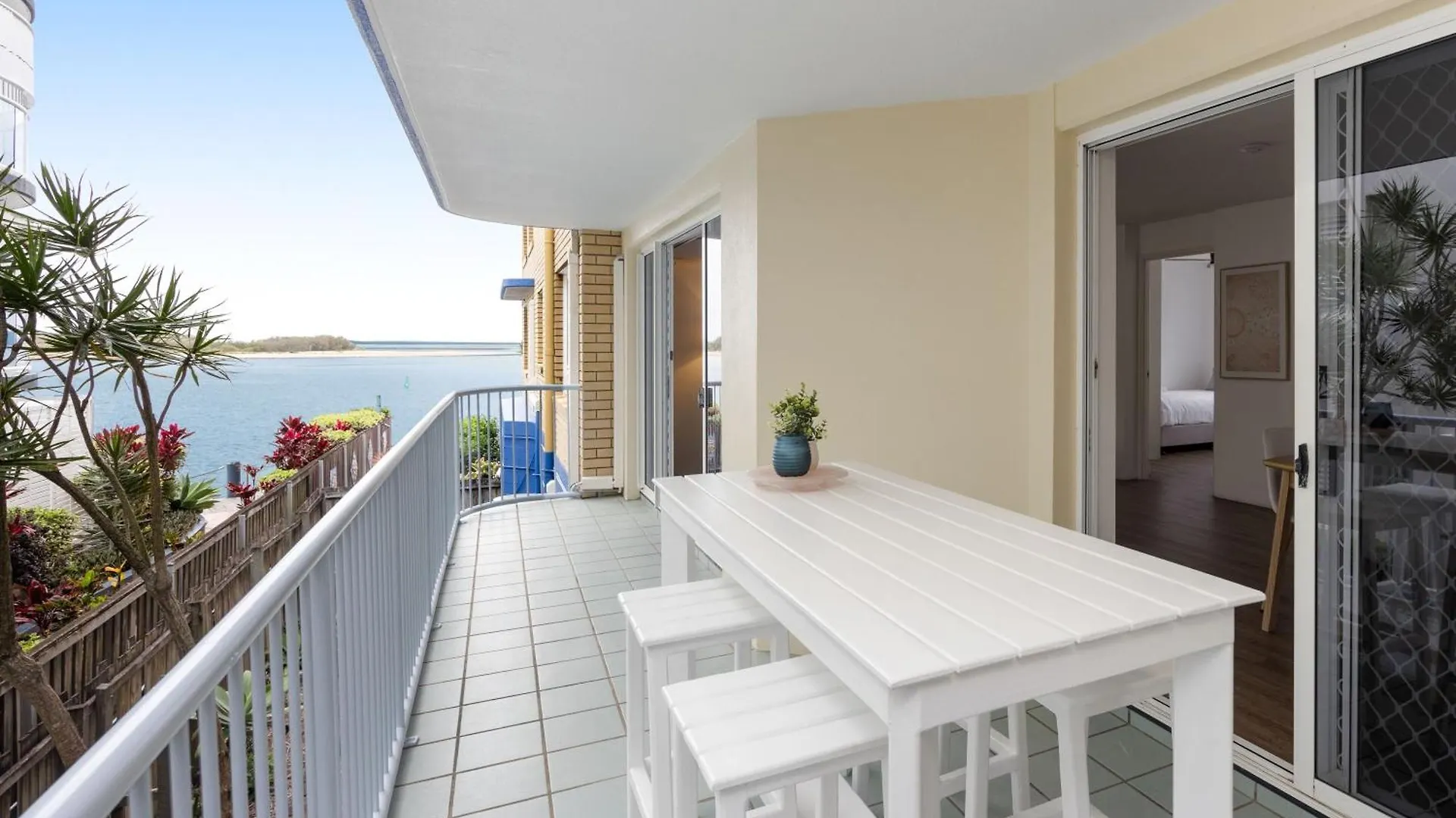 Tripcony Quays Aparthotel Caloundra